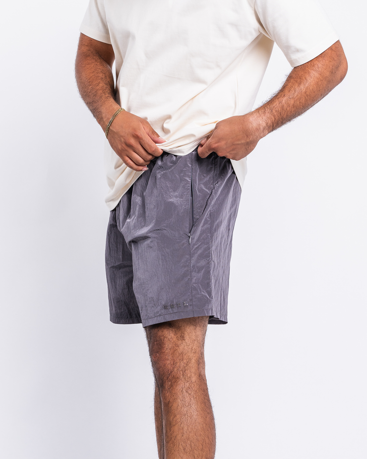 METALLIC NYLON SHORTS [GUN METAL]