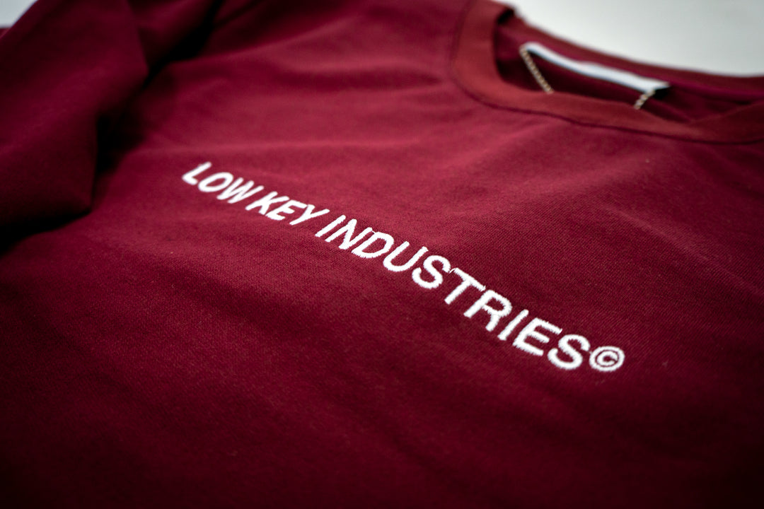 STAFF LIGHTWEIGHT CREWNECK (WINE)