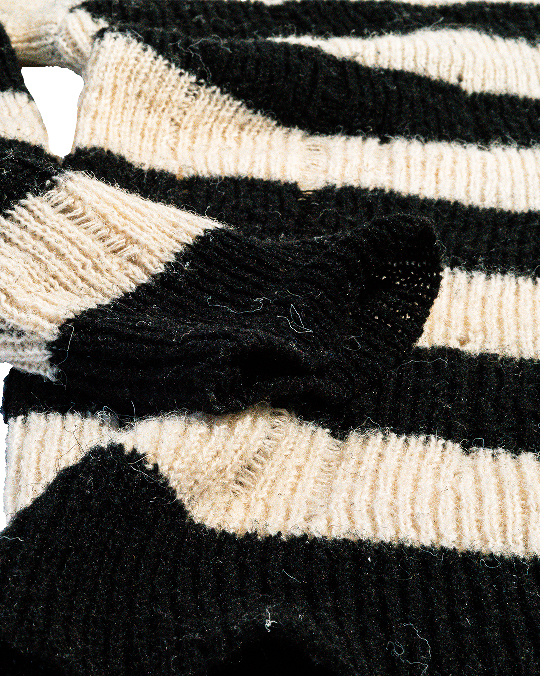 SEE BEYOND THE SORROW KNIT