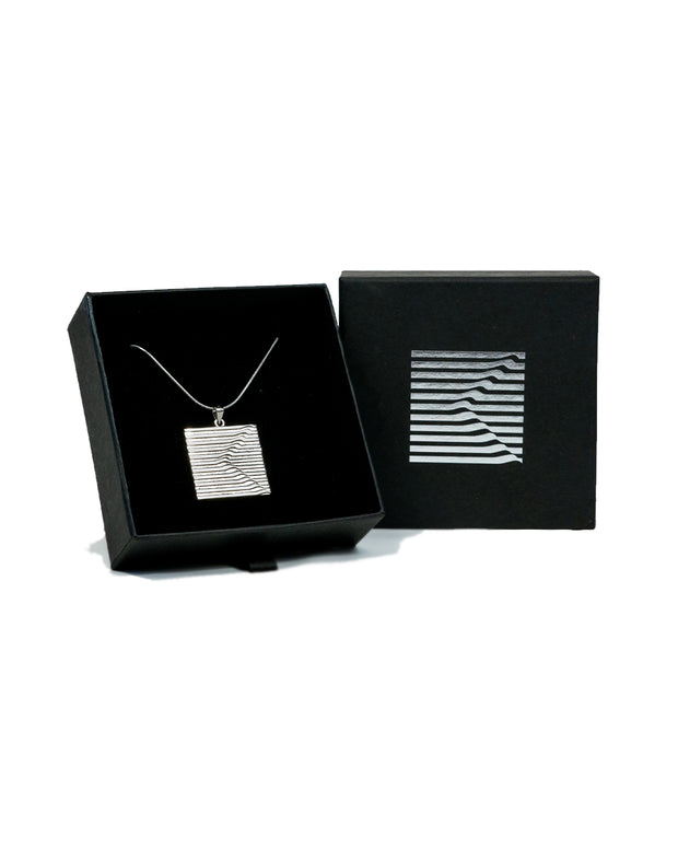 [WAVE NECKLACE]
