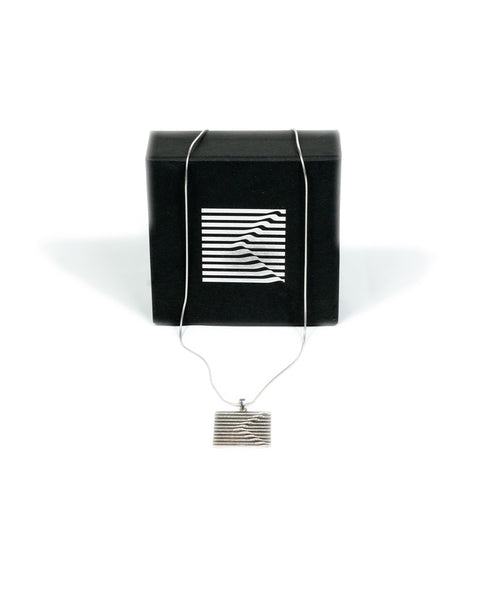 [WAVE NECKLACE]